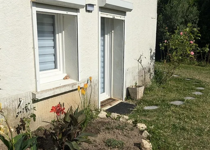 Volta Garden Proche Du Tram Accommodatie bij particulieren