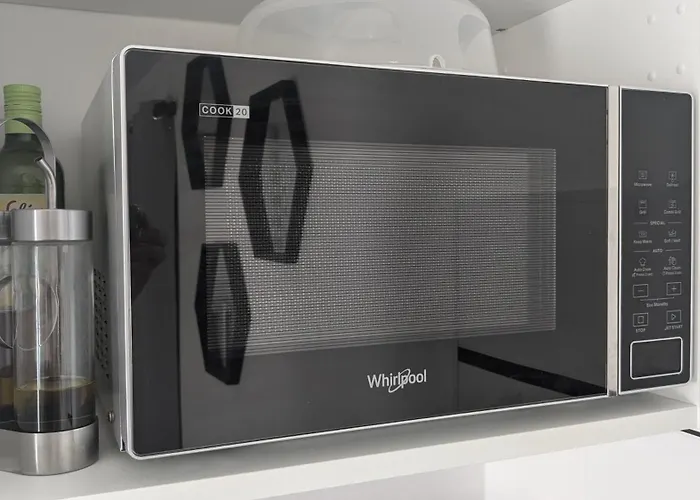 Accommodatie bij particulieren Volta Garden Proche Du Tram *